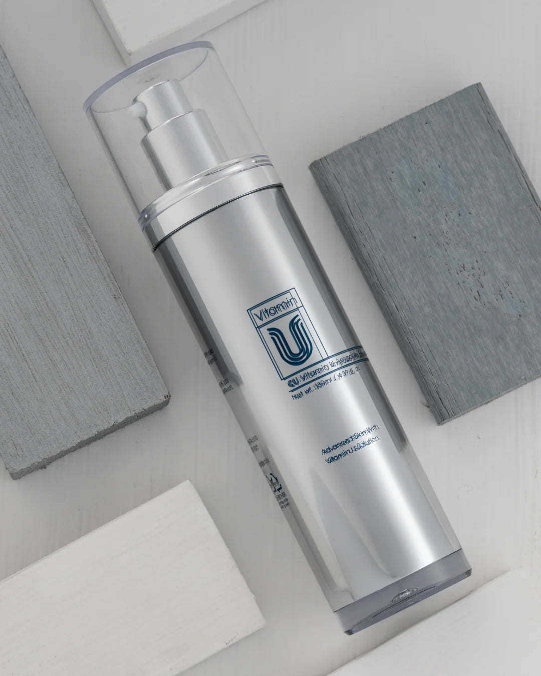 CUSKIN DAUGIAFUNKCINĖ SKAISTINANTI VEIDO EMULSIJA SU VITAMINU U, VISIEMS ODOS TIPAMS, 130 ML