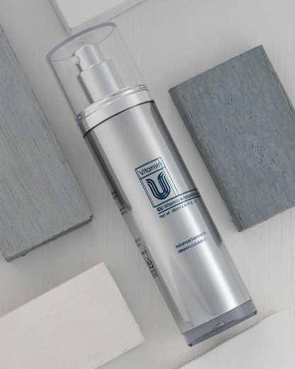 CUSKIN DAUGIAFUNKCINĖ SKAISTINANTI VEIDO EMULSIJA SU VITAMINU U, VISIEMS ODOS TIPAMS, 130 ML
